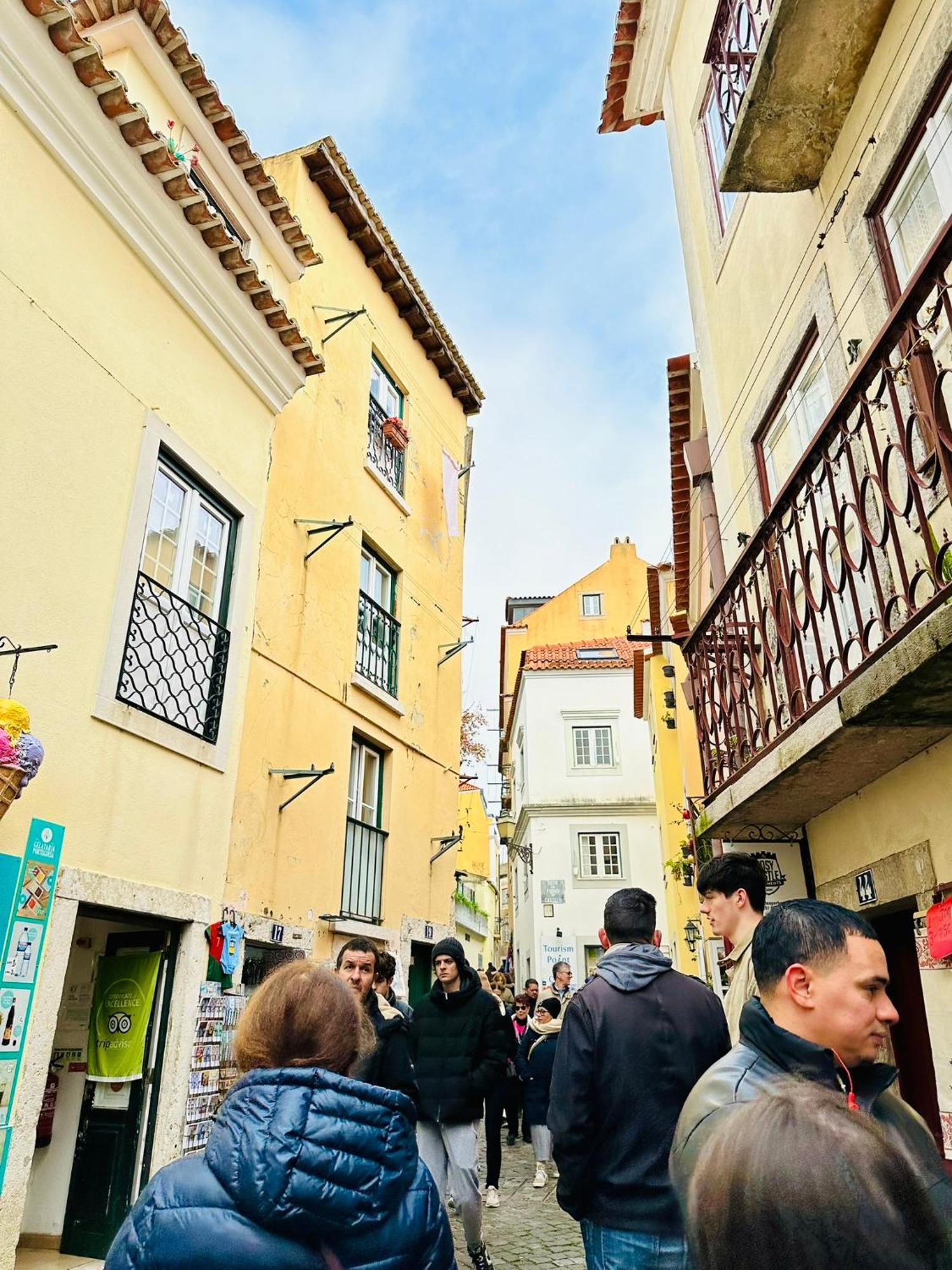 Castle Cozy Apartment Lisbon Luaran gambar
